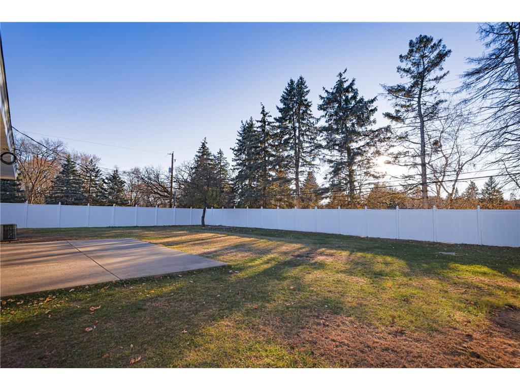 8556 Rich Avenue S Bloomington MN 55437 7009433 image2