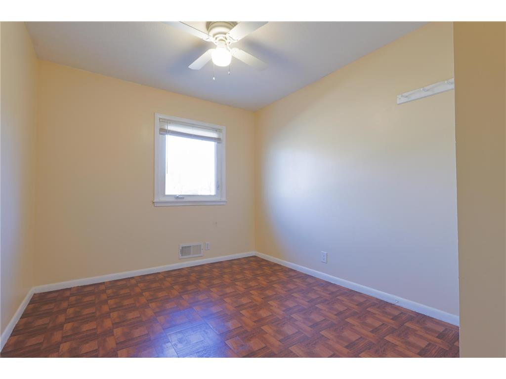 8556 Rich Avenue S Bloomington MN 55437 7009433 image7