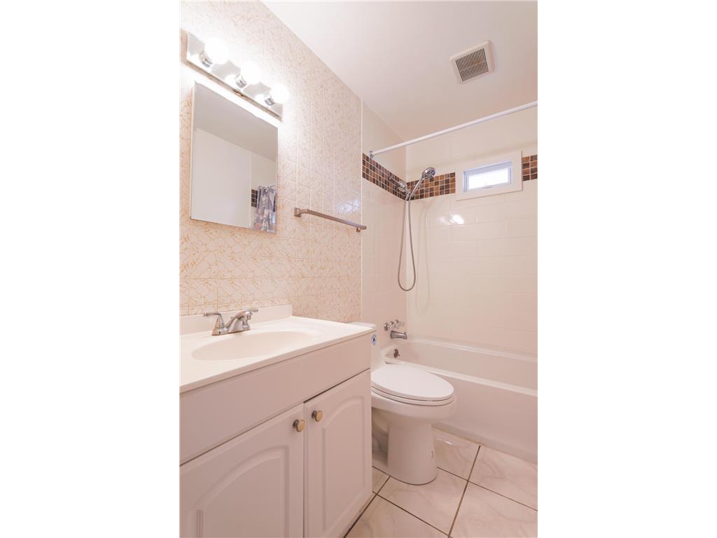 8556 Rich Avenue S Bloomington MN 55437 7009433 image8