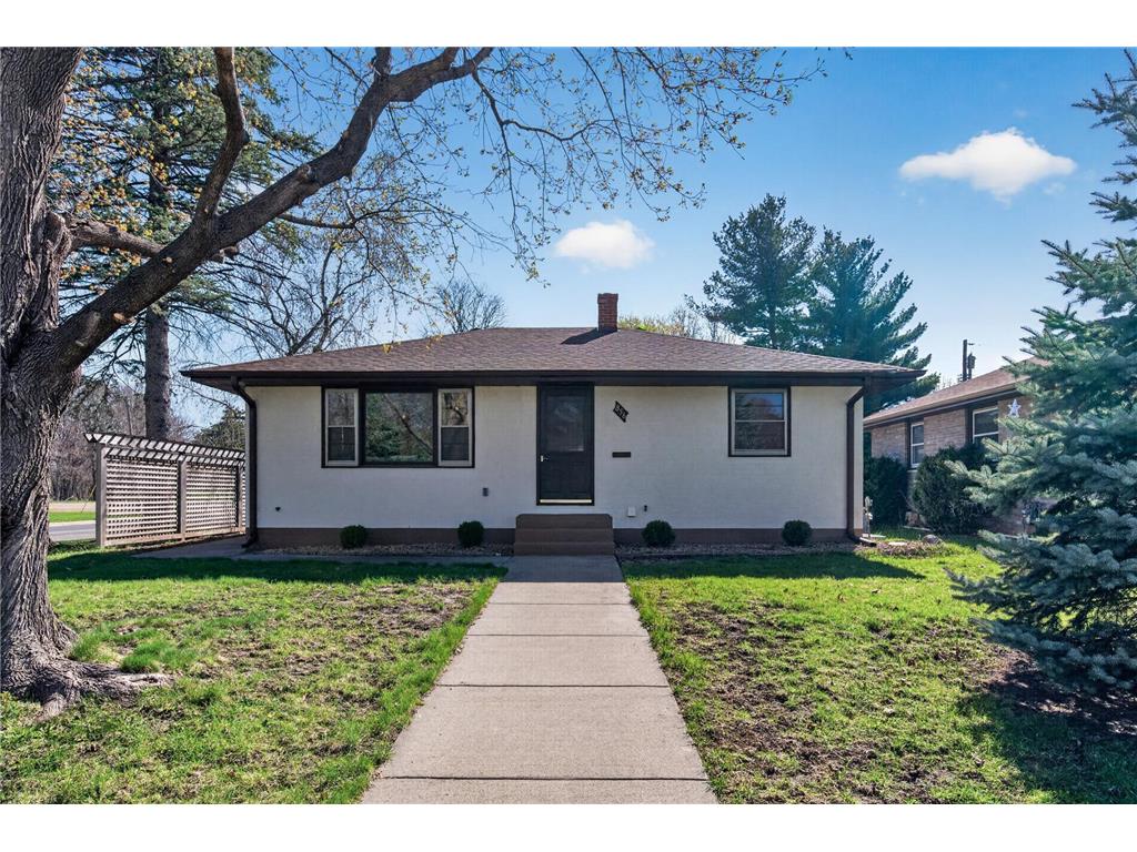 856 24th Avenue N South Saint Paul MN 55075 7042098 image1