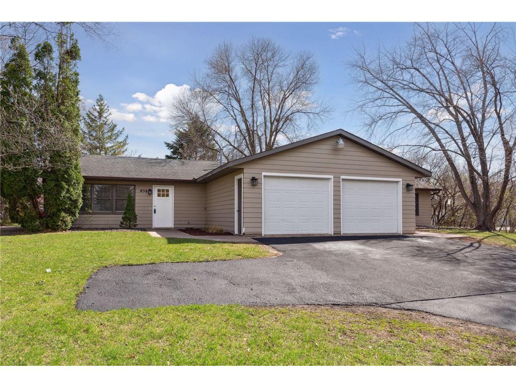 856 Berwood Avenue Vadnais Heights MN 55127 6365139 image1