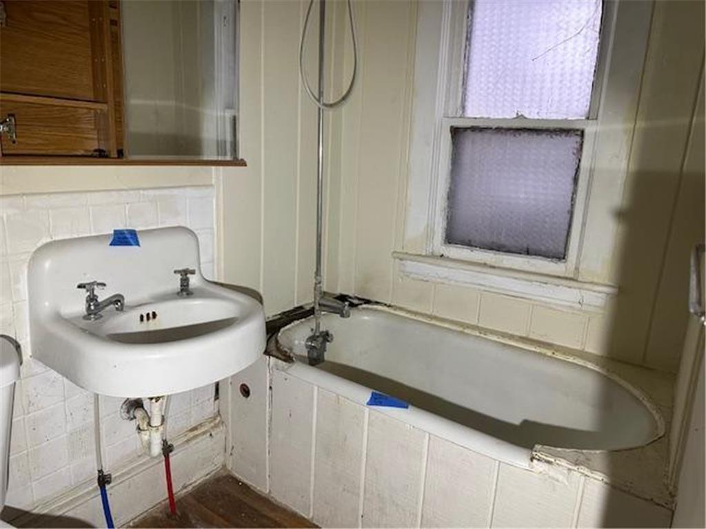 856 Euclid Street Saint Paul MN 55106 7002740 image15