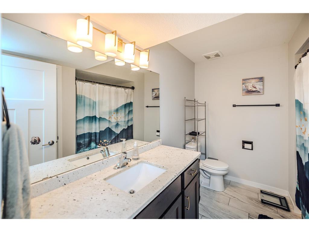 856 Golfview Avenue Zumbrota MN 55992 7107265 image36