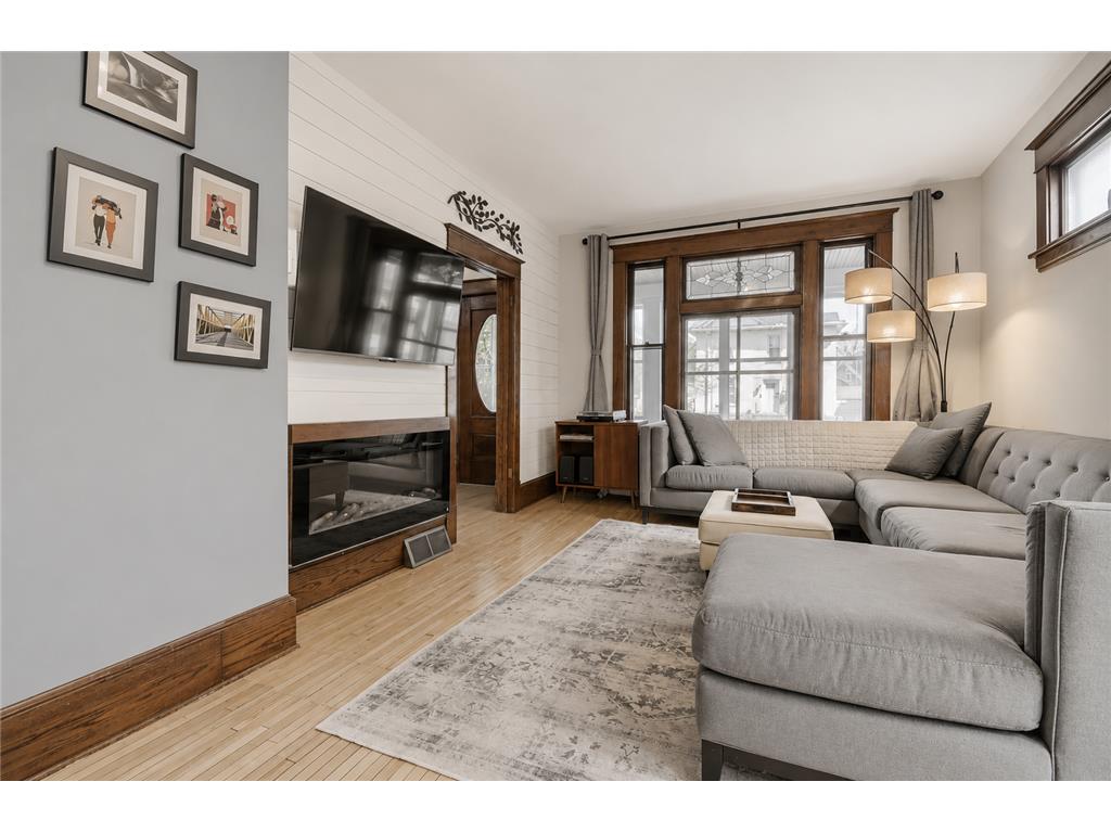856 Watson Avenue Saint Paul MN 55102 7063215 image1