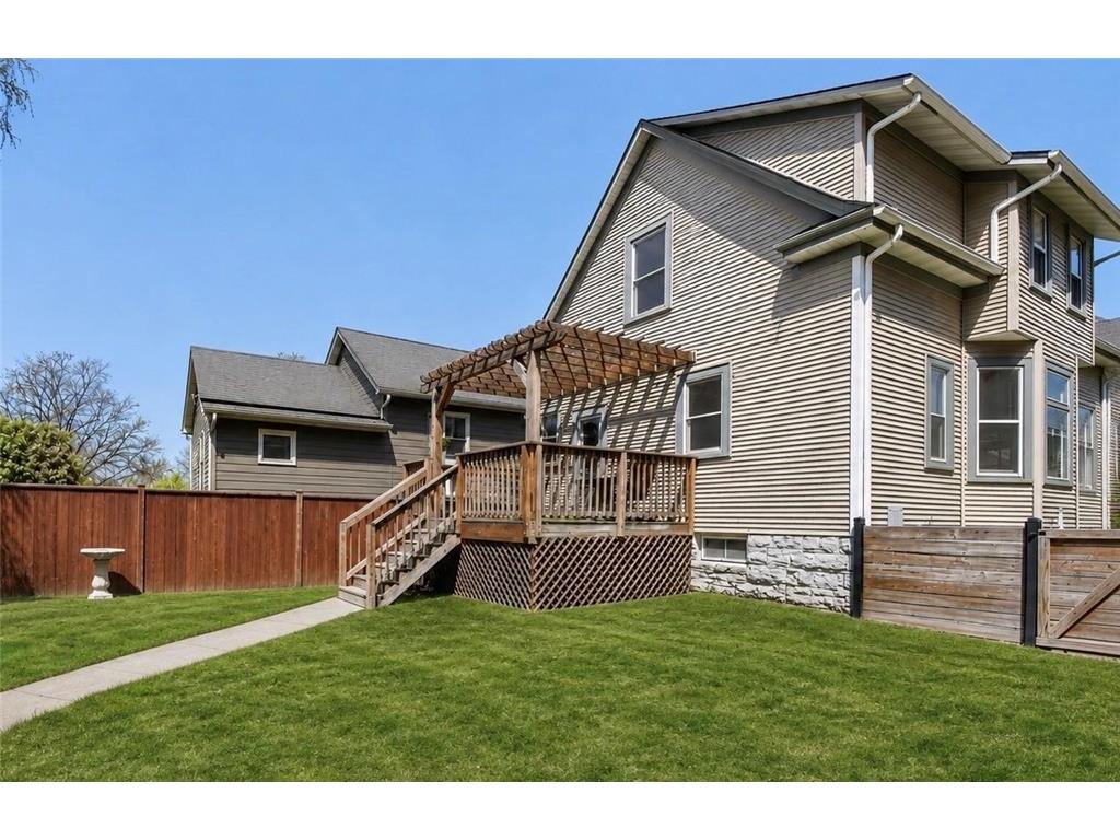856 Watson Avenue Saint Paul MN 55102 7063215 image15