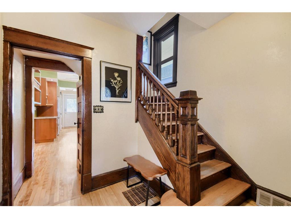 856 Watson Avenue Saint Paul MN 55102 7063215 image4