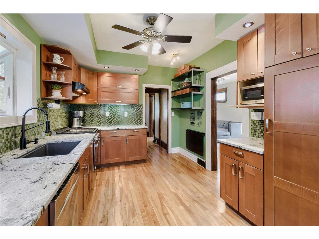 856 Watson Avenue Saint Paul MN 55102 7063215 image7