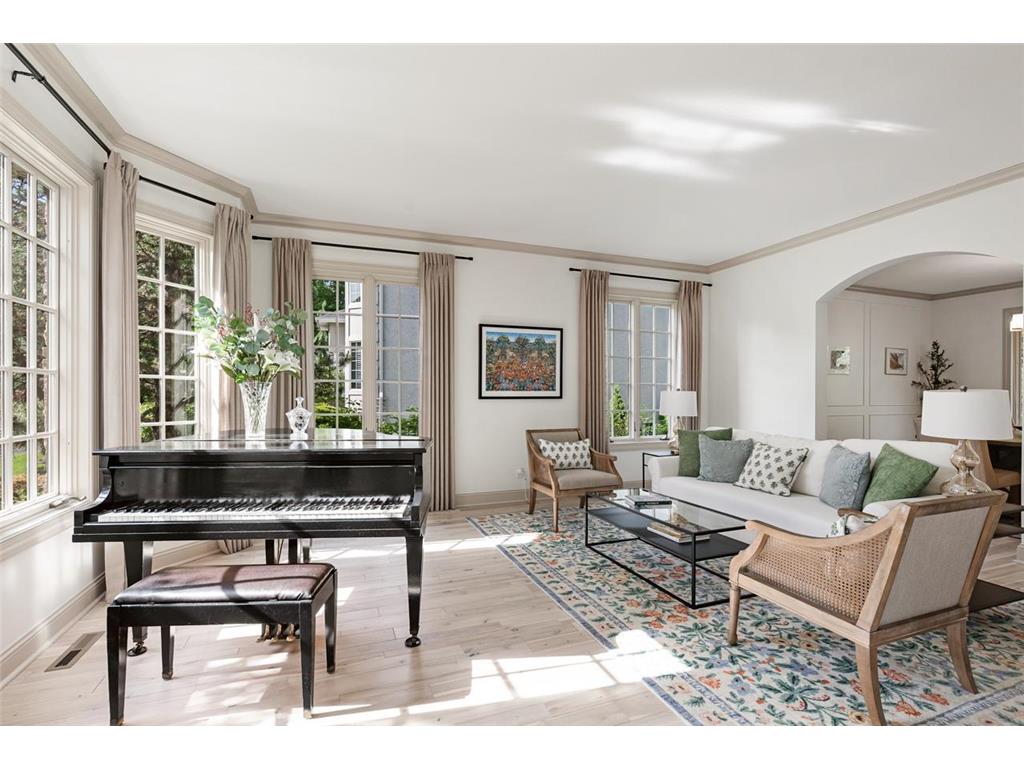 8562 French Curve Eden Prairie MN 55347 7084567 image22