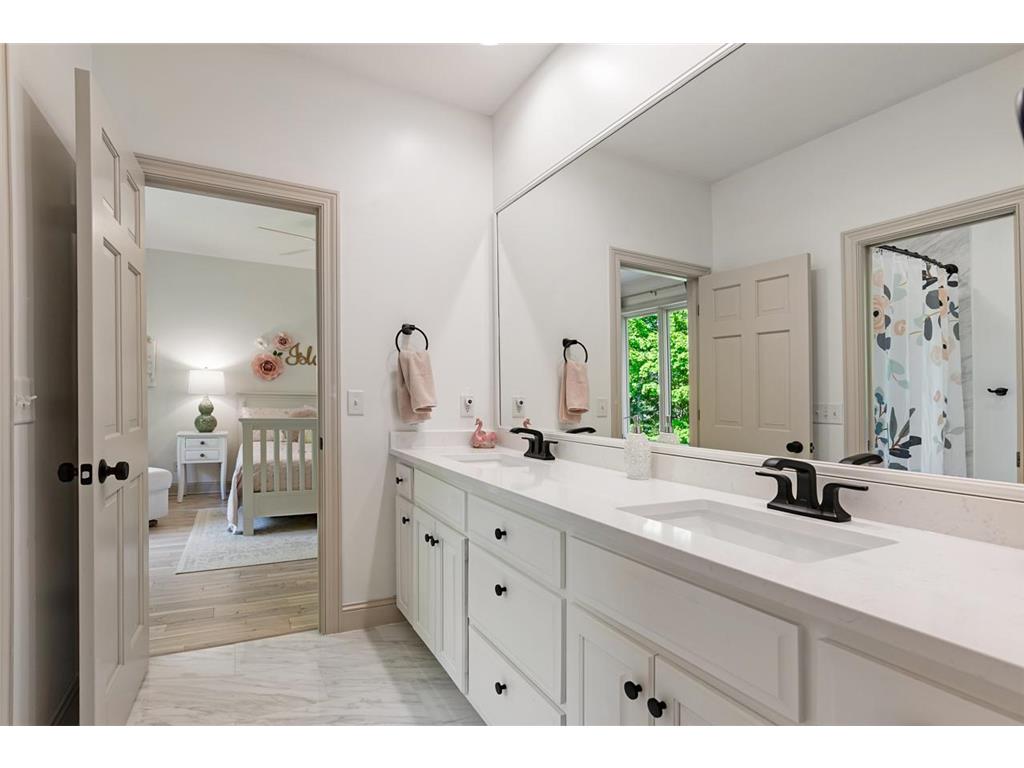 8562 French Curve Eden Prairie MN 55347 7084567 image41