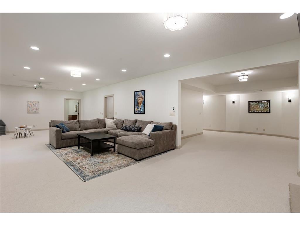 8562 French Curve Eden Prairie MN 55347 7084567 image54