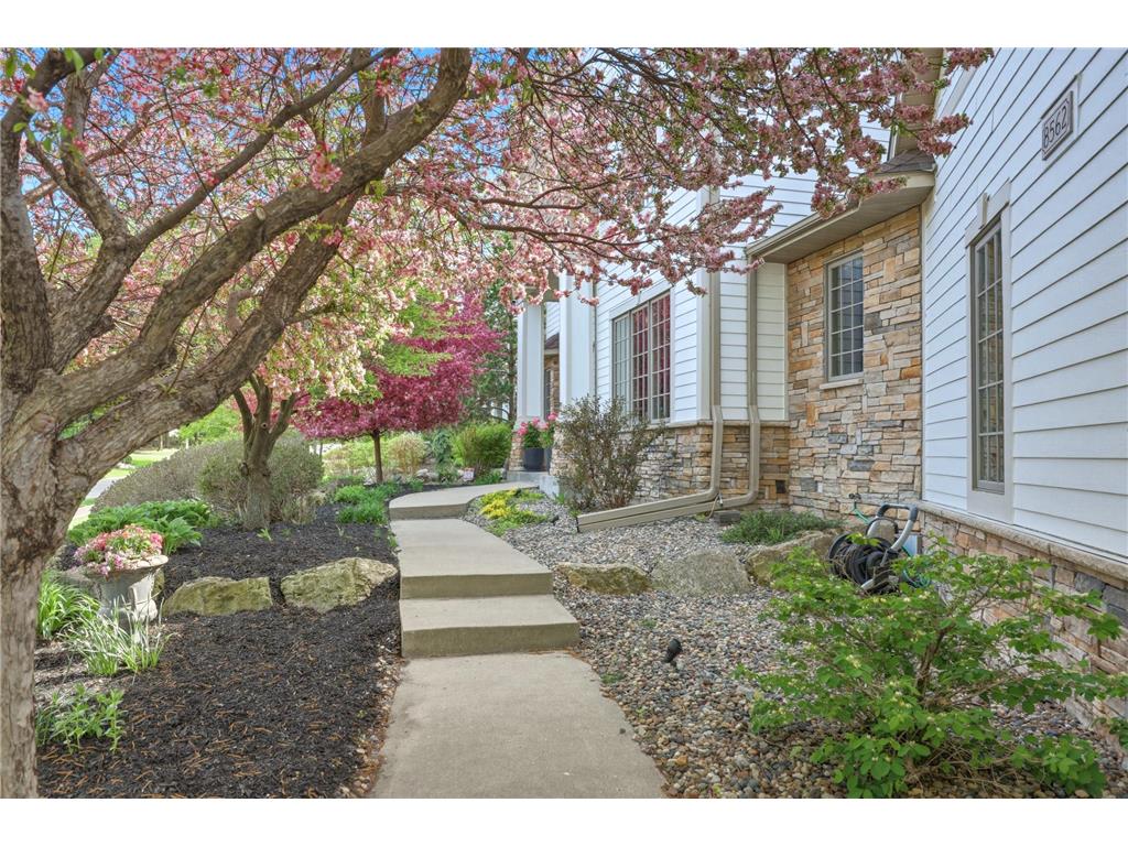 8562 French Curve Eden Prairie MN 55347 7084567 image77