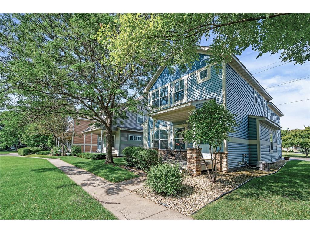 8566 Xerxes Lane N Brooklyn Park MN 55443 6569922 image1