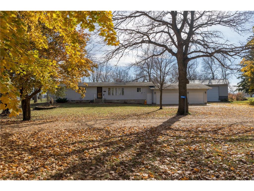 8568 369th Avenue Waseca MN 56093 6656765 image1