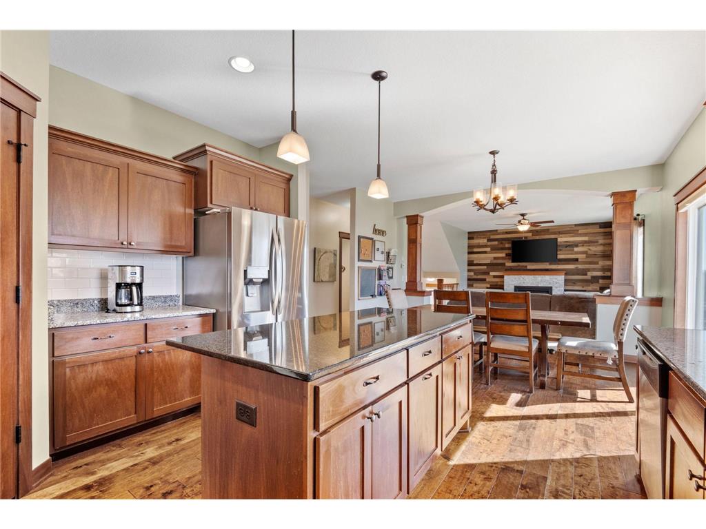 857 Oakmont Lane Waconia MN 55387 6770593 image1