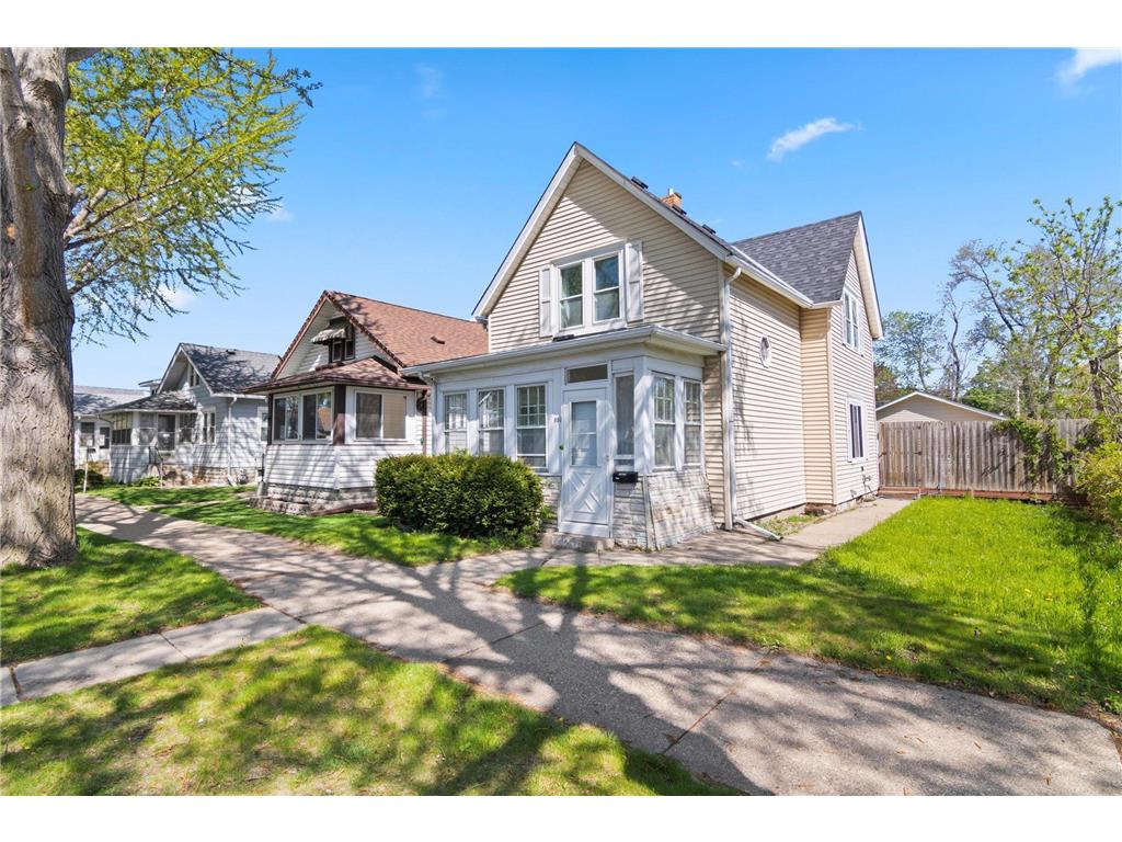 857 Rose Avenue E Saint Paul MN 55106 6527142 image1