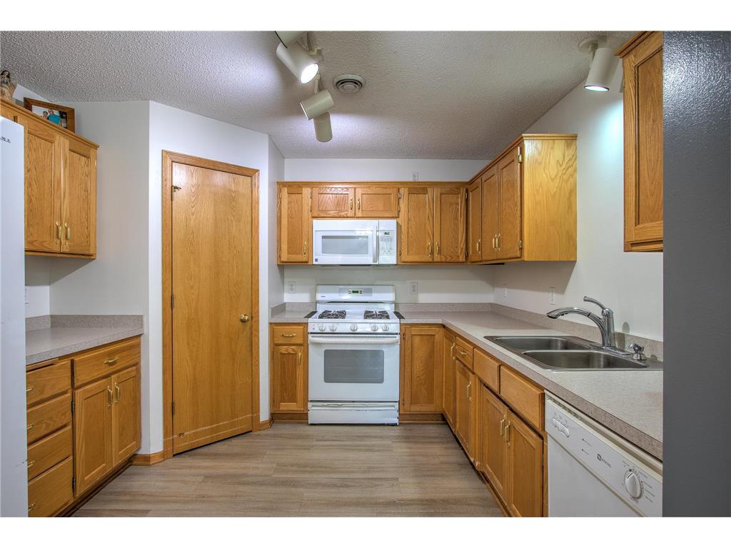 857 Winsome Way NW Isanti MN 55040 6786196 image4