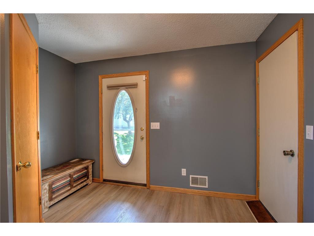 857 Winsome Way NW Isanti MN 55040 6786196 image5