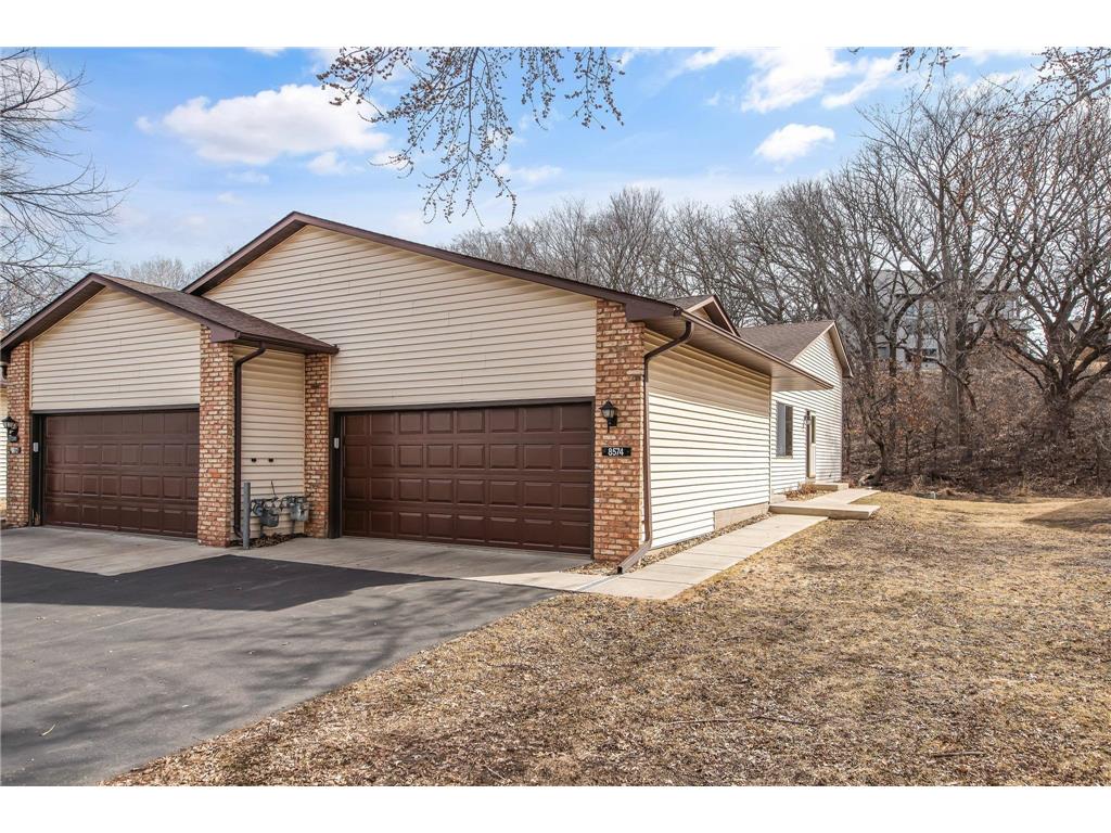 8574 134th Street W Apple Valley MN 55124 6688818 image1