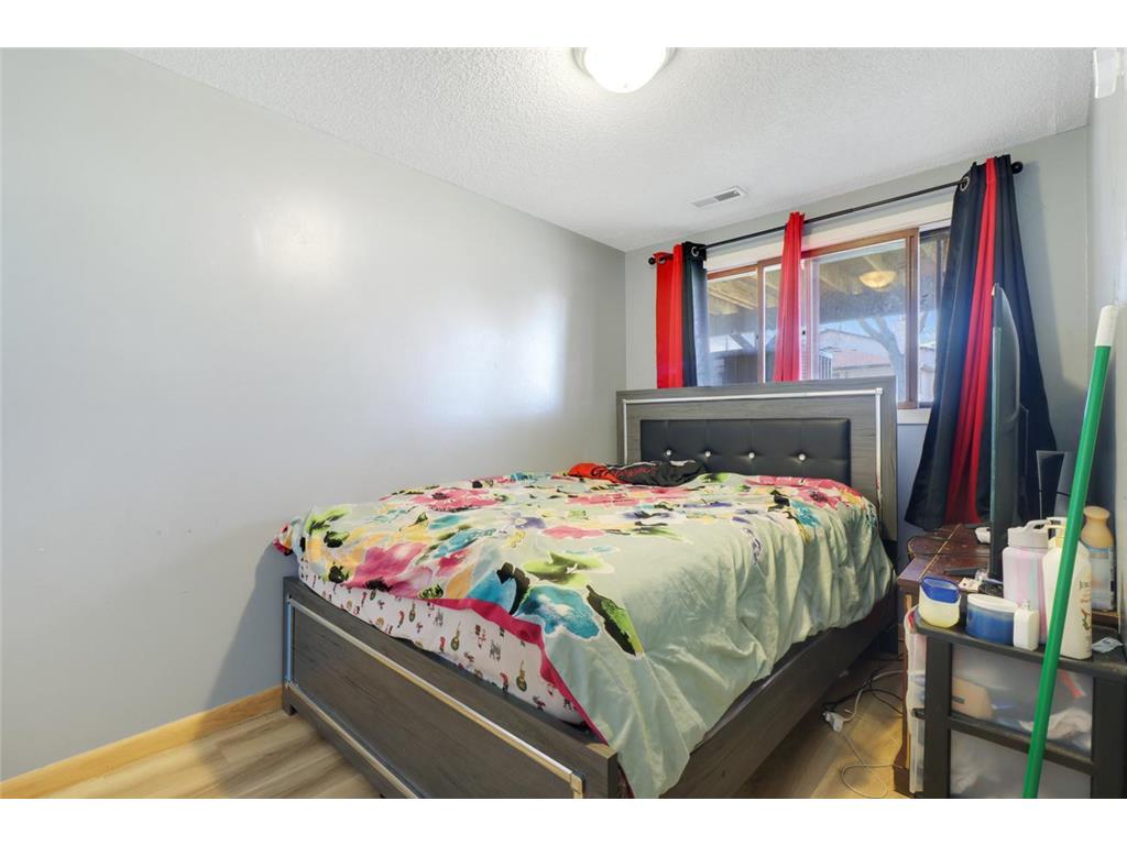 8576 S Maplebrook Circle Brooklyn Park MN 55445 6809283 image15