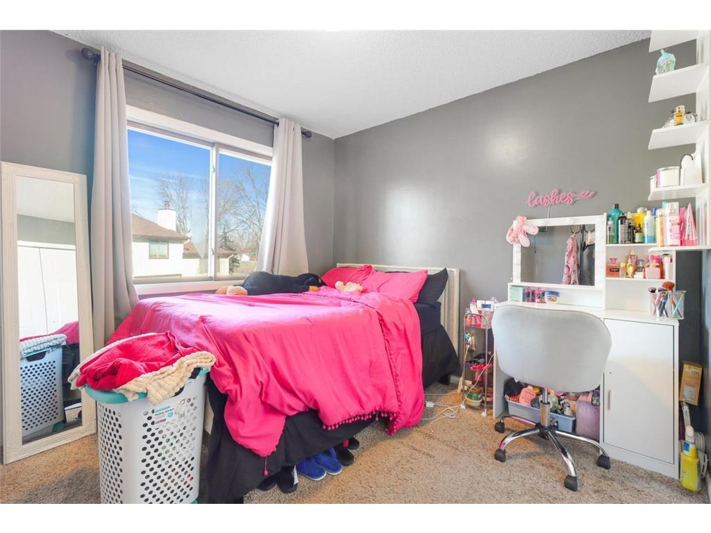 8576 S Maplebrook Circle Brooklyn Park MN 55445 6809283 image20