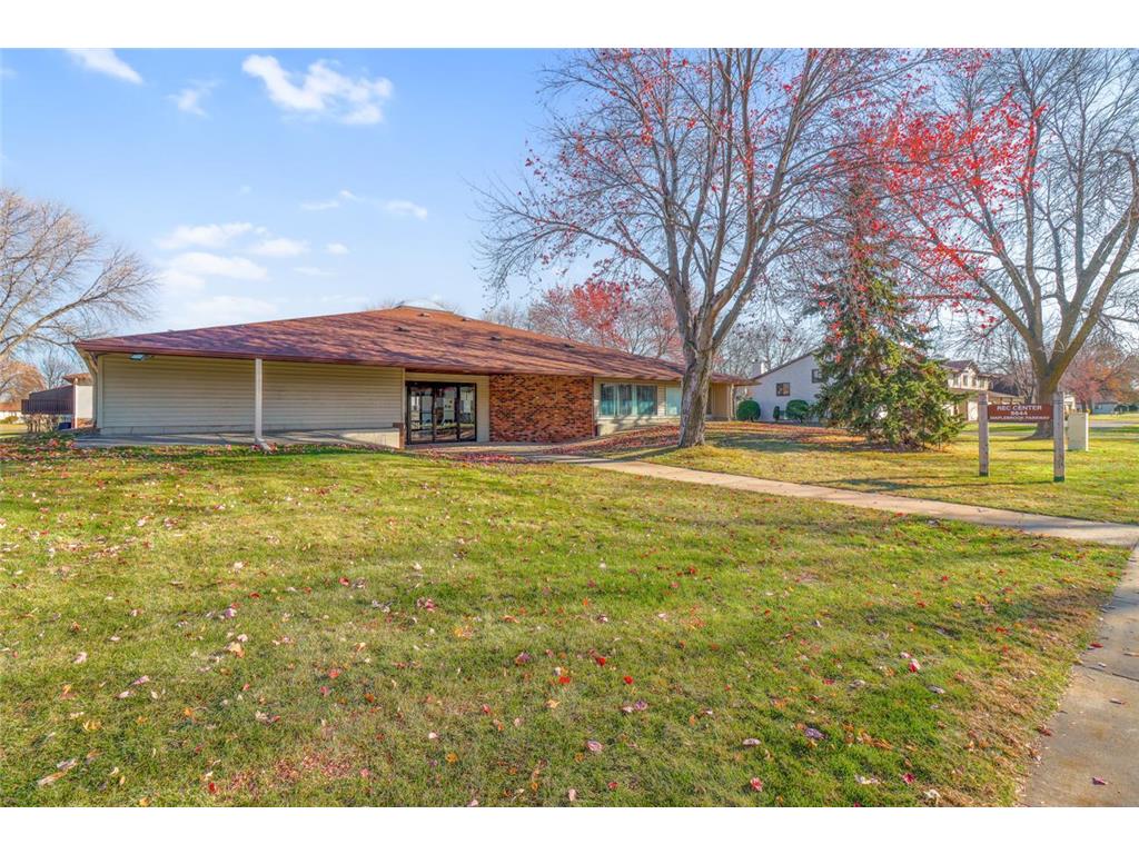 8576 S Maplebrook Circle Brooklyn Park MN 55445 6809283 image28