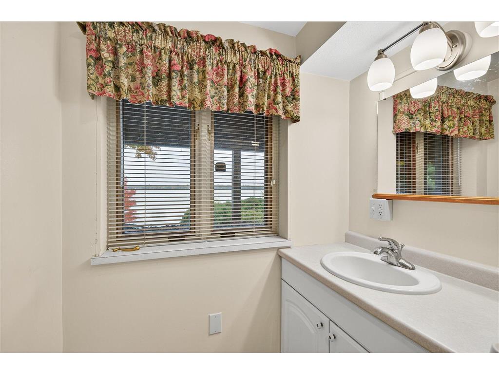 8580 215th Street N Forest Lake MN 55025 - Forest 6806449 image59