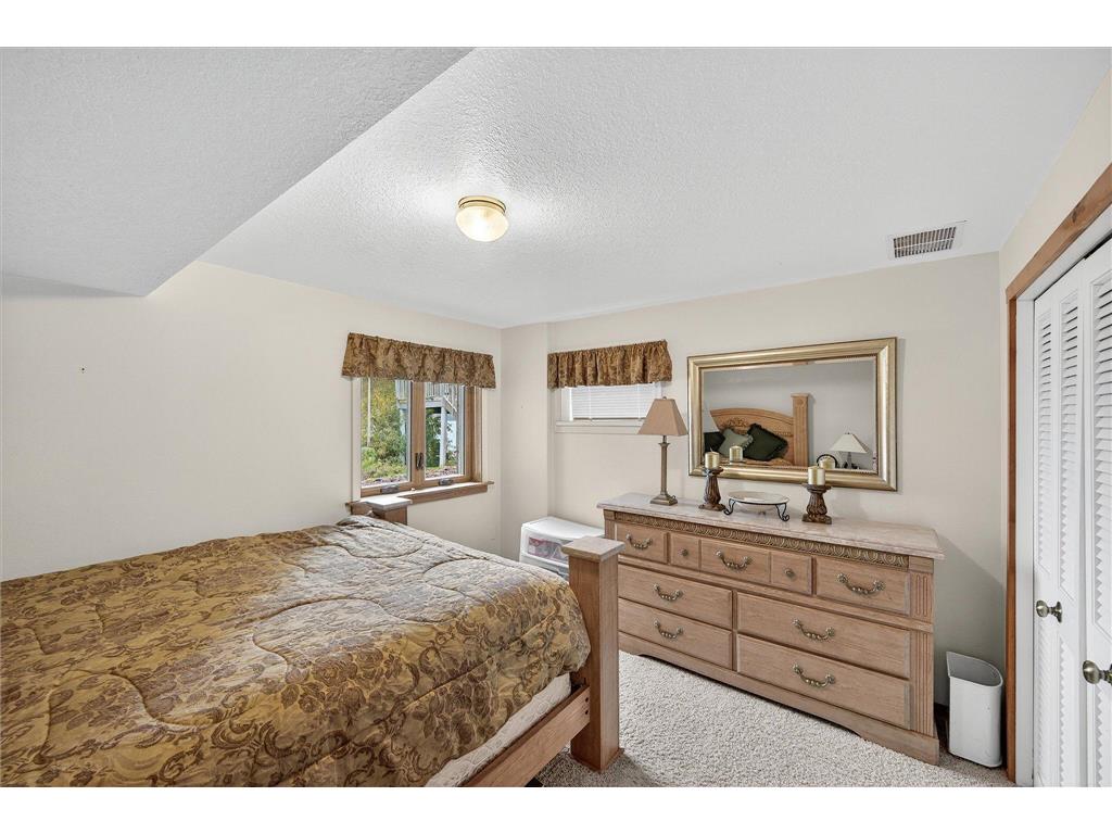 8580 215th Street N Forest Lake MN 55025 - Forest 6806449 image67