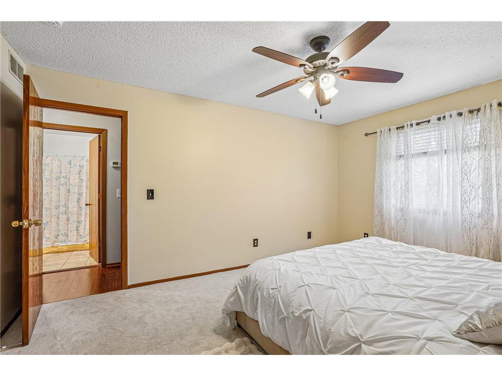 8582 134th Street W Apple Valley MN 55124 7060532 image19