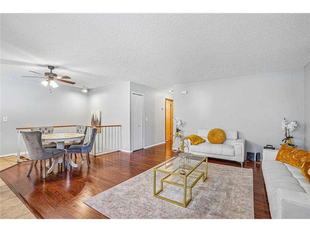 8582 134th Street W Apple Valley MN 55124 7060532 image2