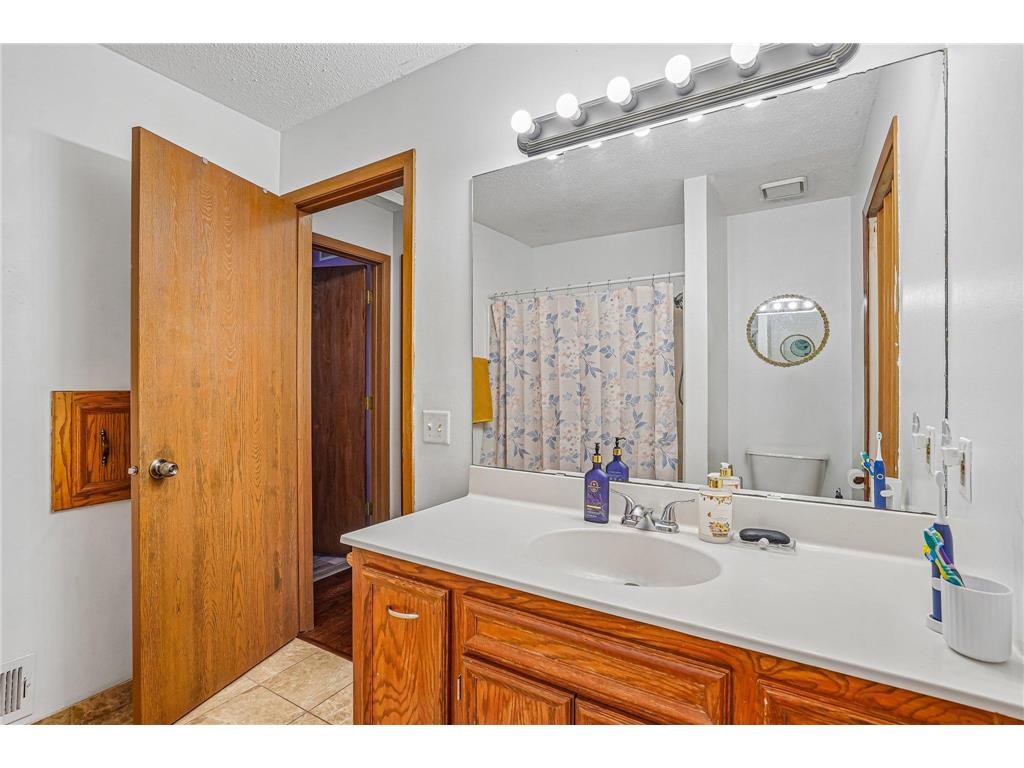 8582 134th Street W Apple Valley MN 55124 7060532 image22