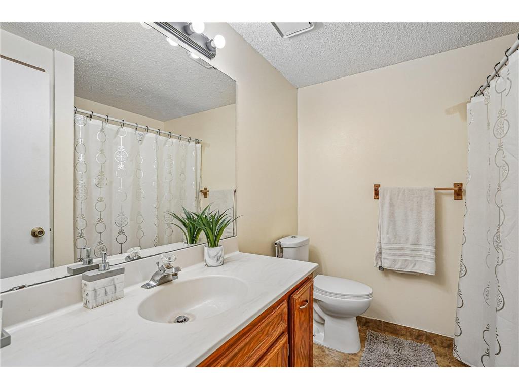 8582 134th Street W Apple Valley MN 55124 7060532 image32