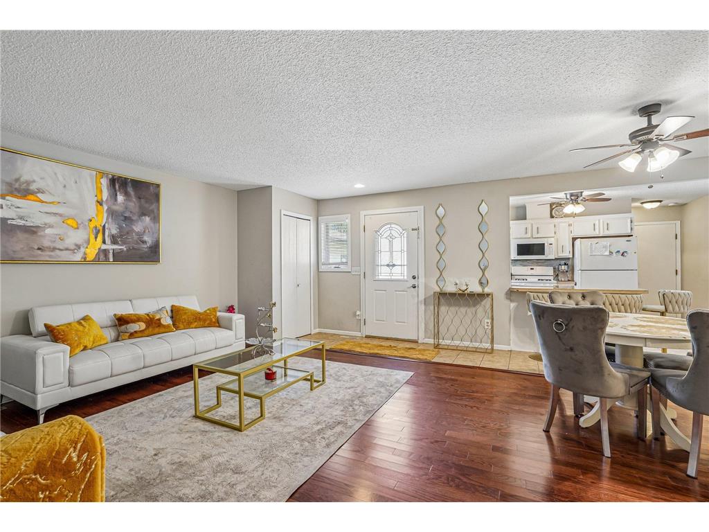 8582 134th Street W Apple Valley MN 55124 7060532 image4