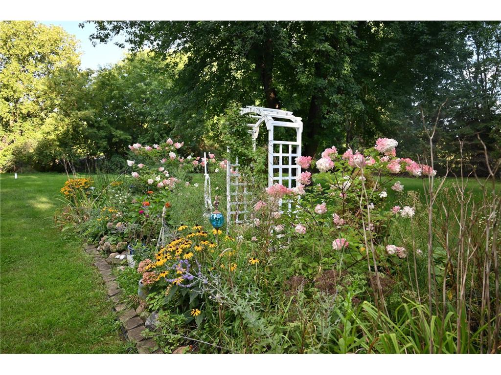 8585 Dale Road Woodbury MN 55129 6554428 image20