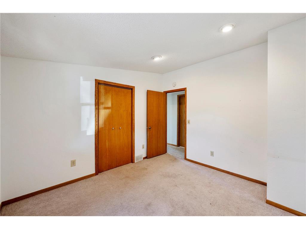 8586 Jason Avenue NE Monticello MN 55362 7041681 image17