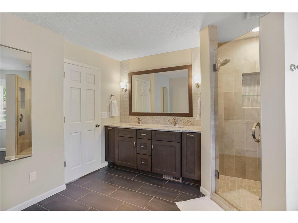 8587 Summit Oaks Savage MN 55378 7068526 image33