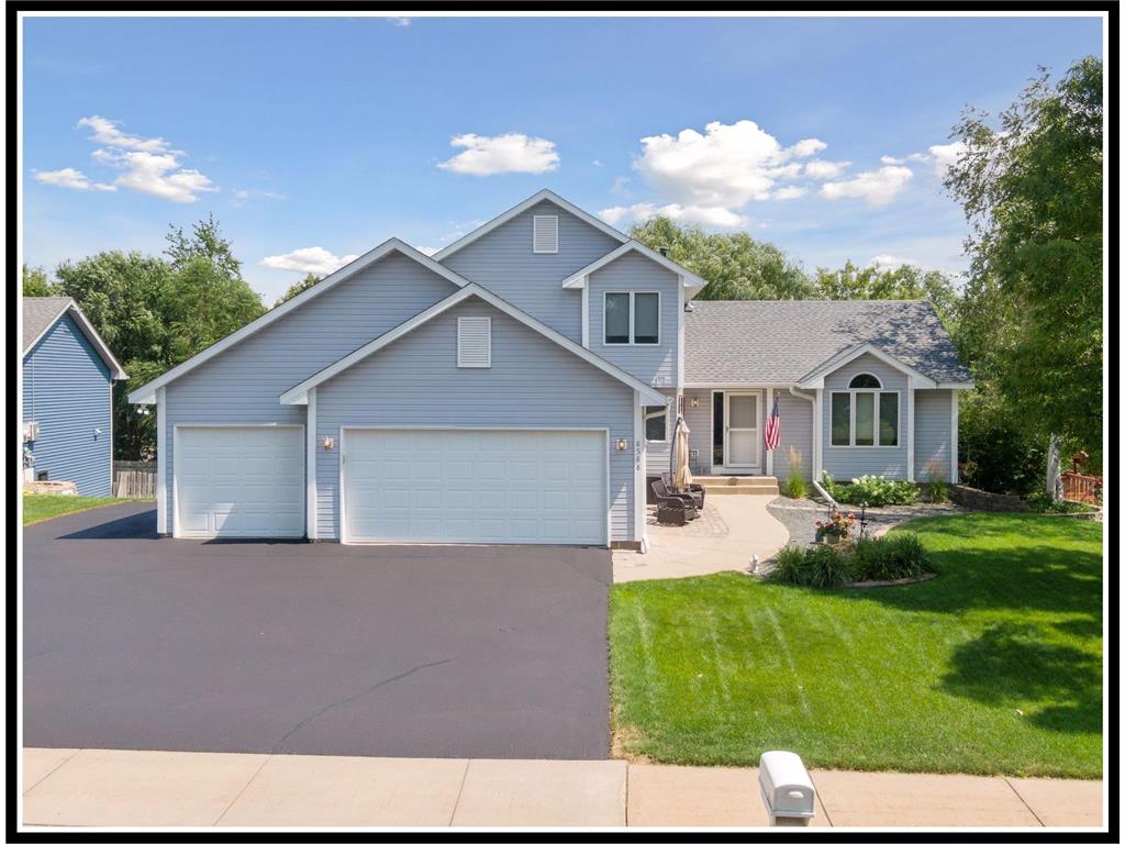 8588 Vagabond Lane N Maple Grove MN 55311 6423911 image1