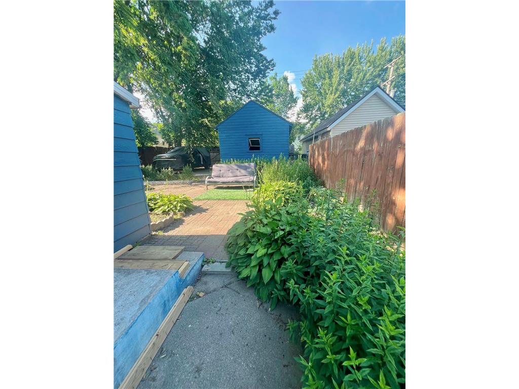 859 Conway Street E Saint Paul MN 55106 7107583 image4