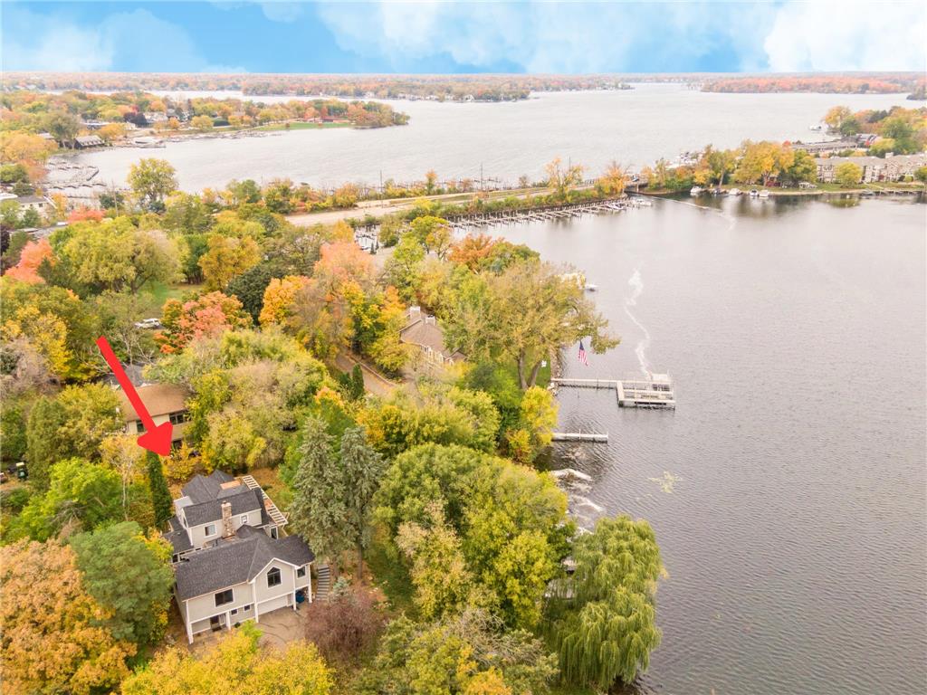 859 Excelsior Boulevard Excelsior MN 55331 - Lake Minnetonka 6806597 image1
