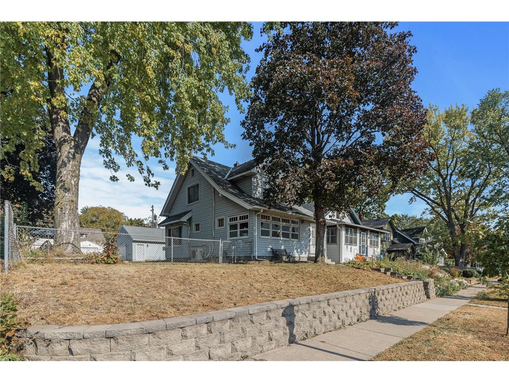 859 Ivy Avenue E Saint Paul MN 55106 6615382 image1
