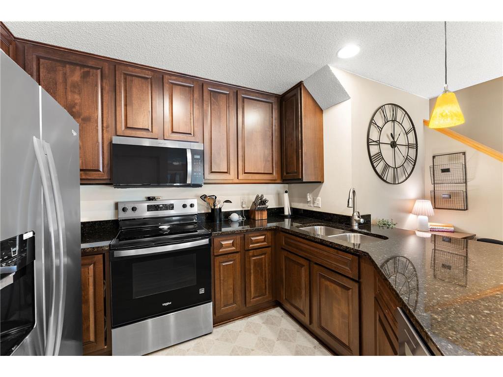 8598 Quarry Ridge Lane #H Woodbury MN 55125 7106641 image6