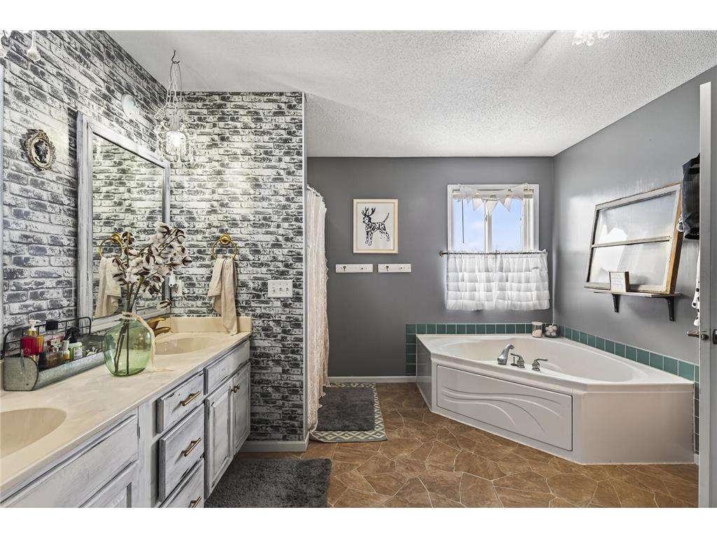 860 527th Circle Nessel Twp MN 55080 6821105 image27