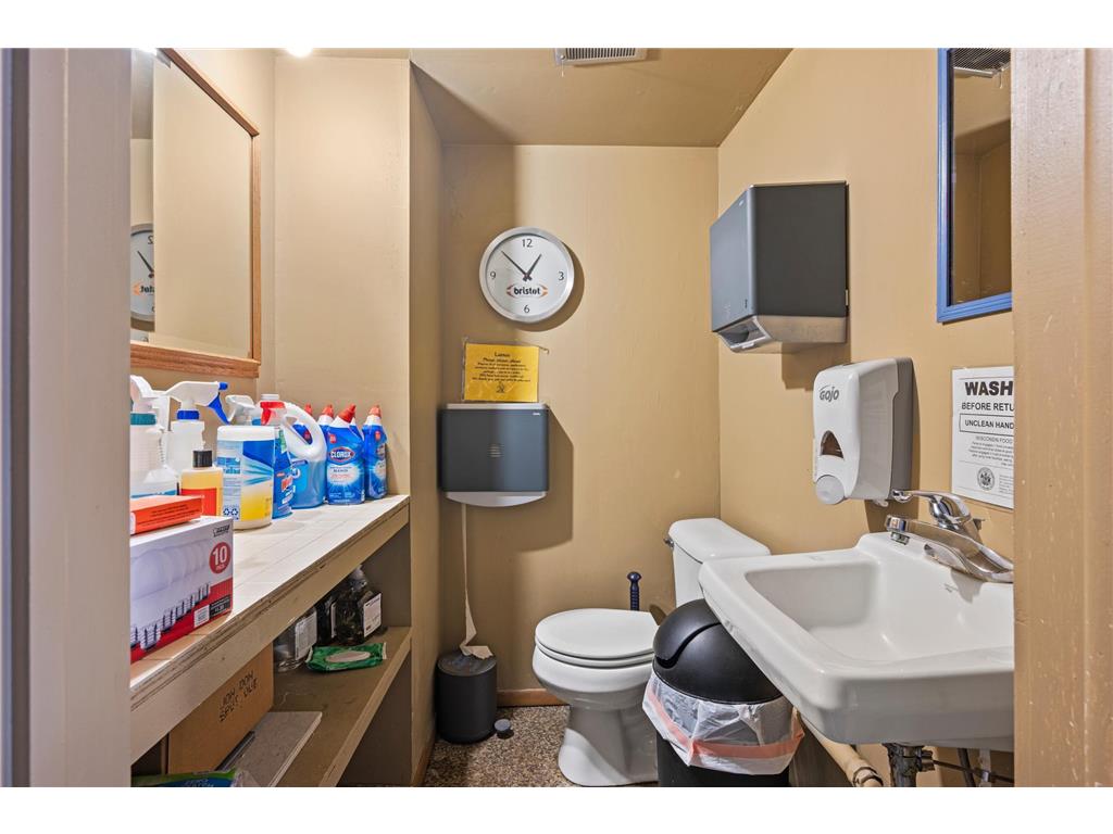 860 Main Street Baldwin WI 54002 6798499 image34