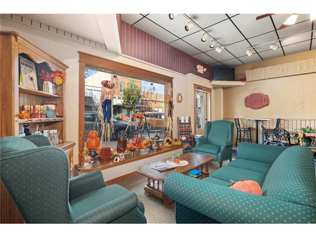 860 Main Street Baldwin WI 54002 6798499 image5