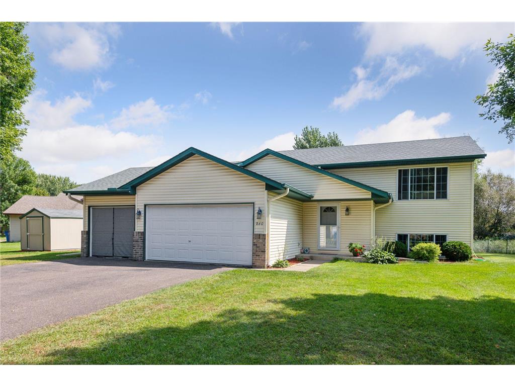 860 Marigold Drive Cambridge MN 55008 6589904 image1