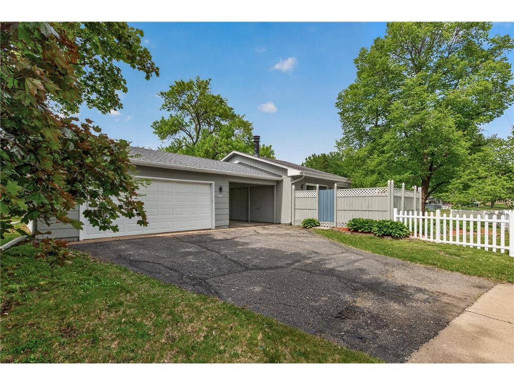 8600 31st Avenue N Crystal MN 55427 7058426 image2