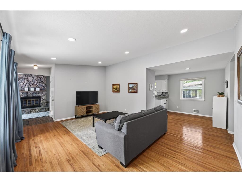 8600 31st Avenue N Crystal MN 55427 7058426 image23