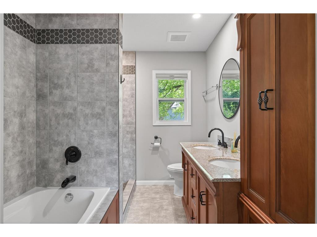8600 31st Avenue N Crystal MN 55427 7058426 image31