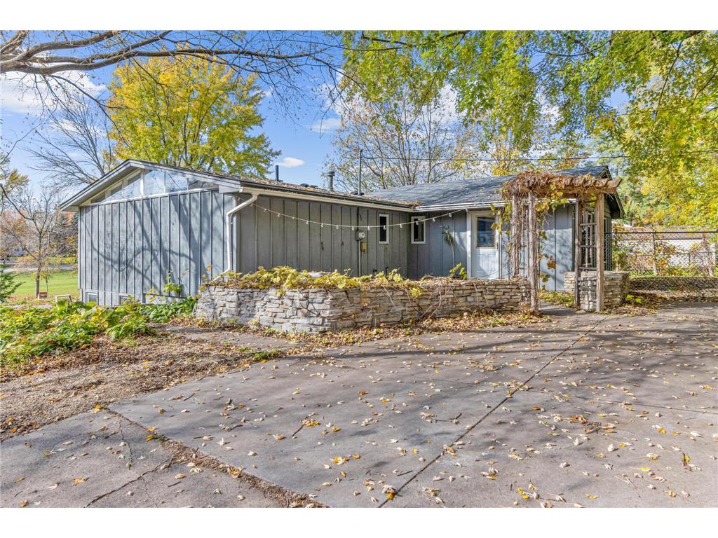 8600 Park Street, Rockford, MN, 55373 MLS 6442133 Edina Realty