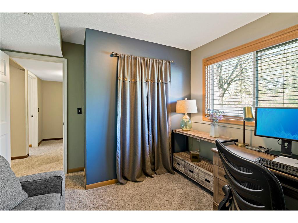8600 Pineview Lane N Maple Grove MN 55369 7071703 image30
