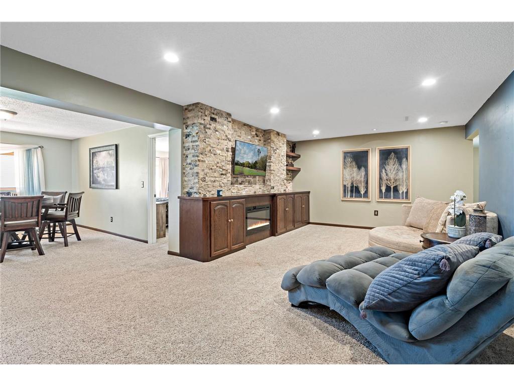 8600 Pineview Lane N Maple Grove MN 55369 7071703 image31